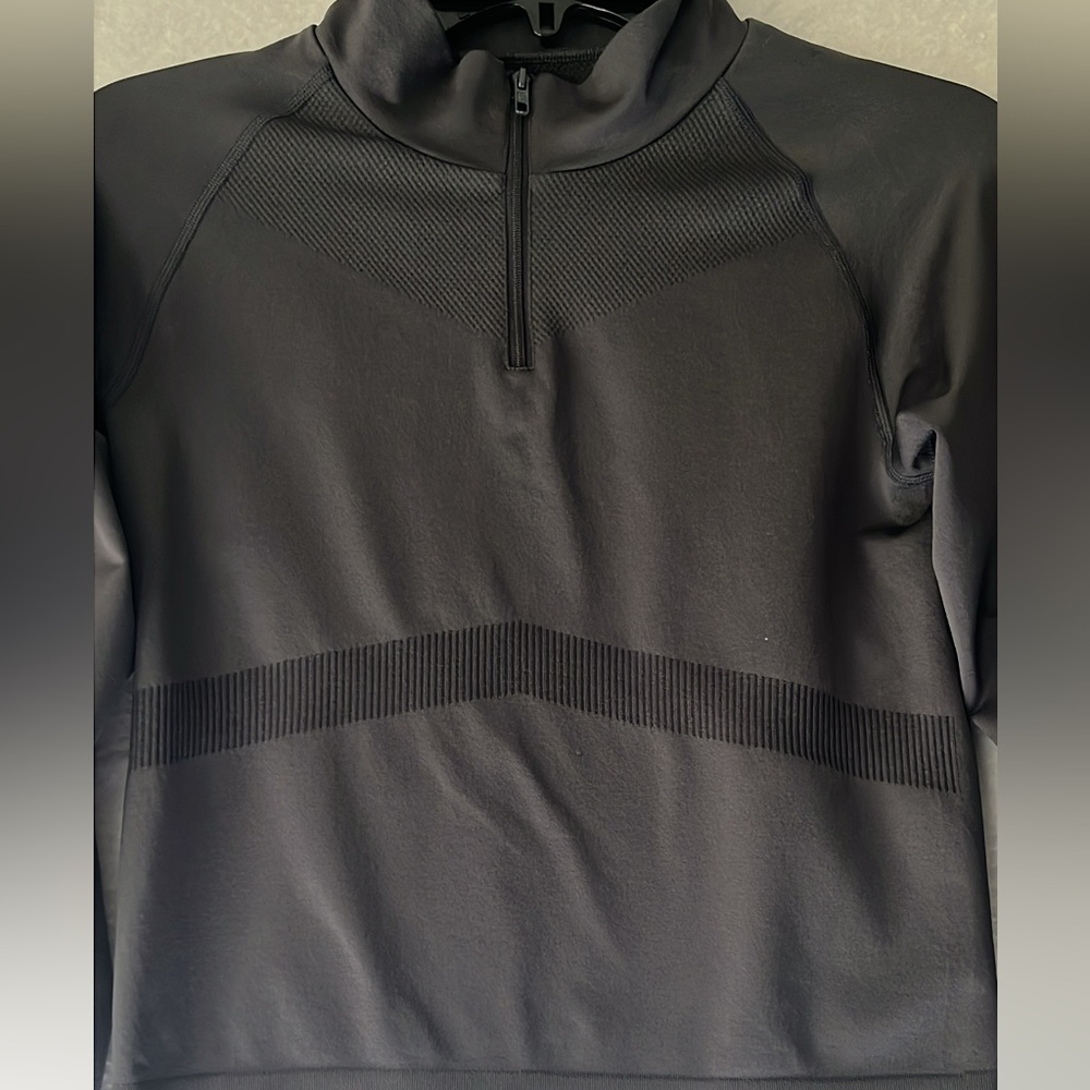 Pink Active Women Long Sleeve Dark Gray Pullover Size M/L